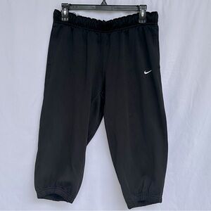 Nike Capri